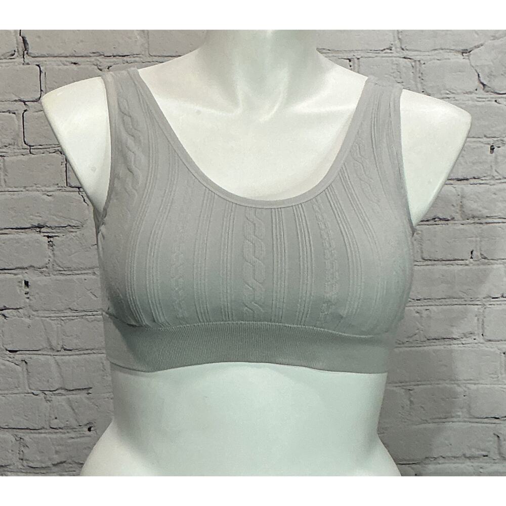 Torrid Women's Light Gray Lightly Lined Seamless Cable Knit Bralette (Size 2)